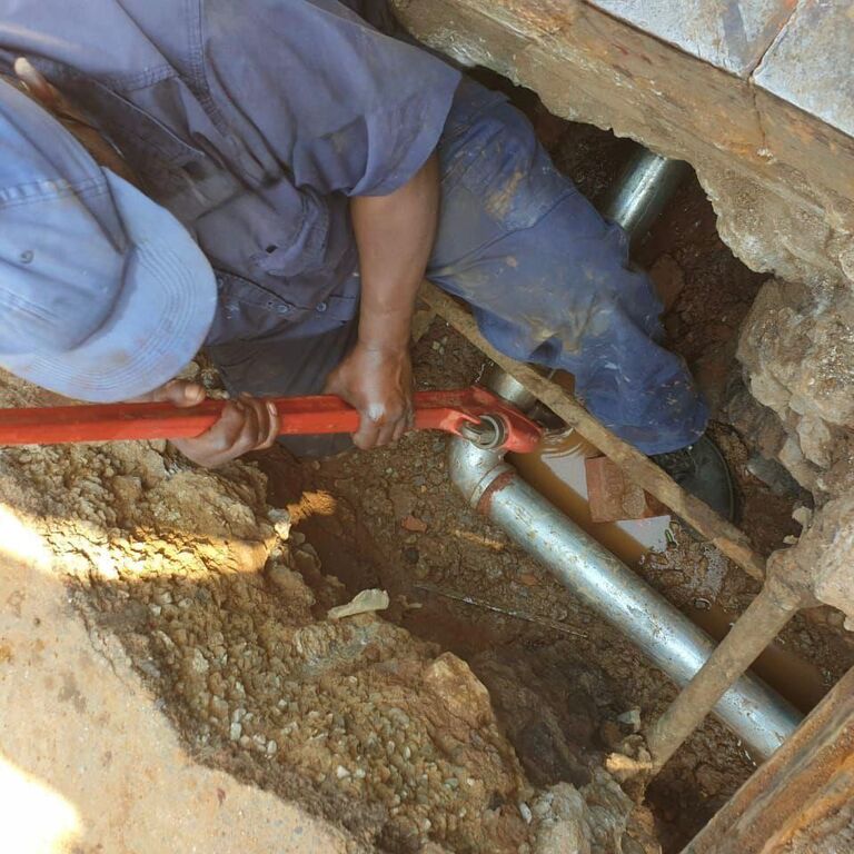 Emergency underground pipe repair