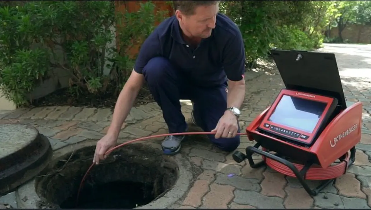 Drain inspection by Johan