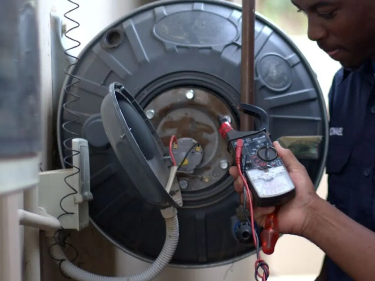 The major risks involved with a DIY geyser installation