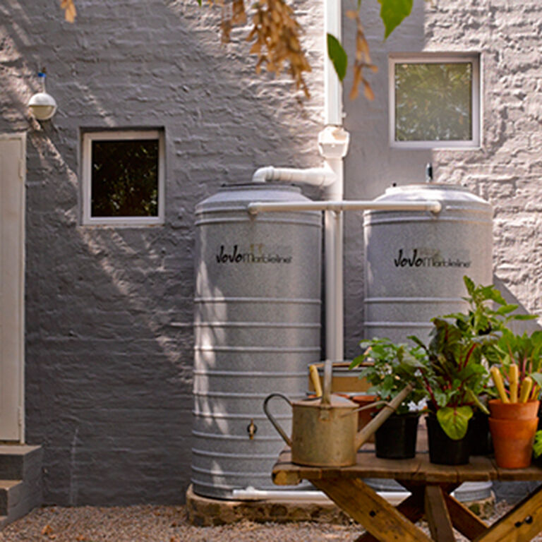 JoJo water tank installation