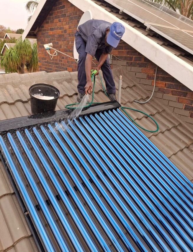 Solar-tube geyser installation